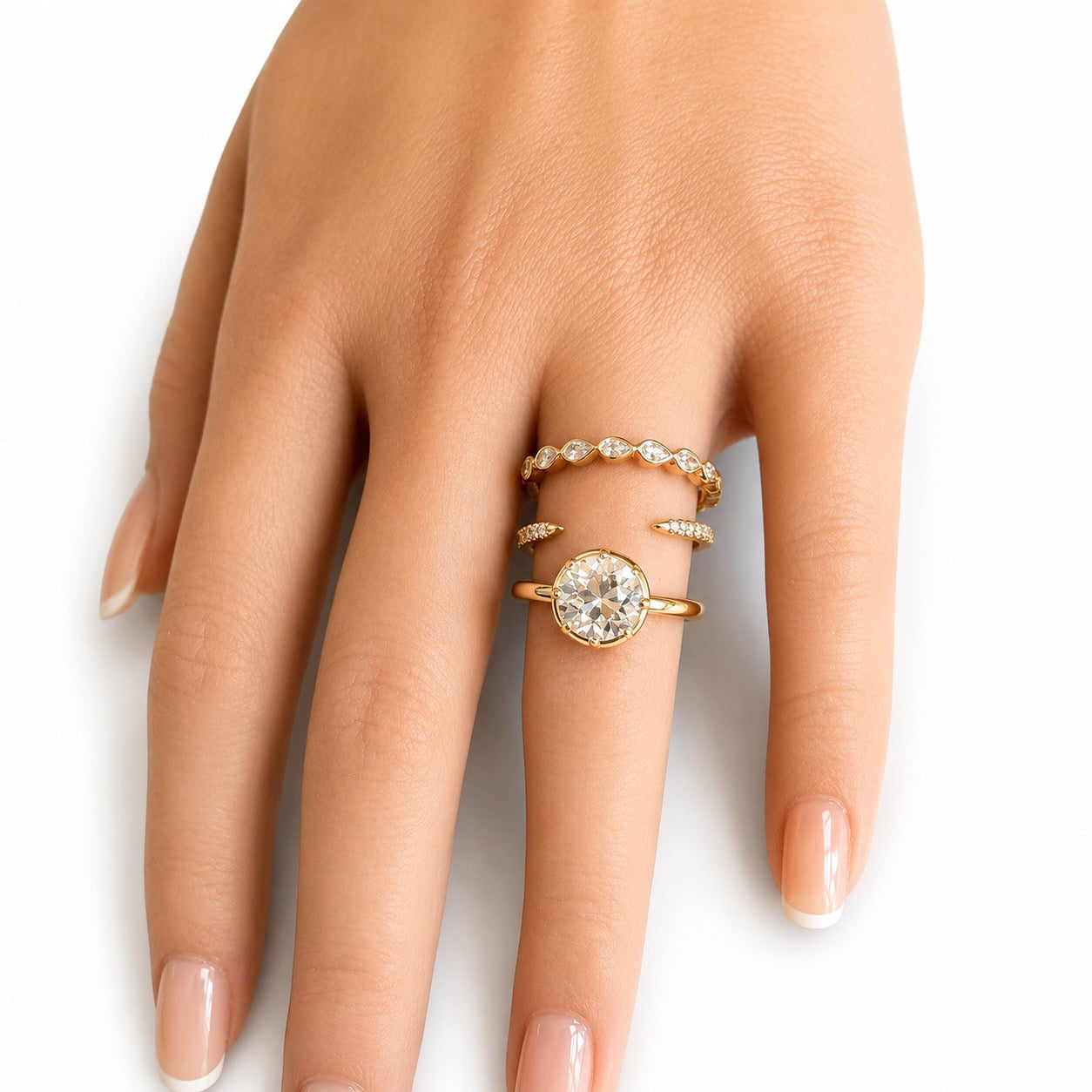 The 8 Ball 2ct Old European Cut Round Solitaire in 14K Yellow Gold