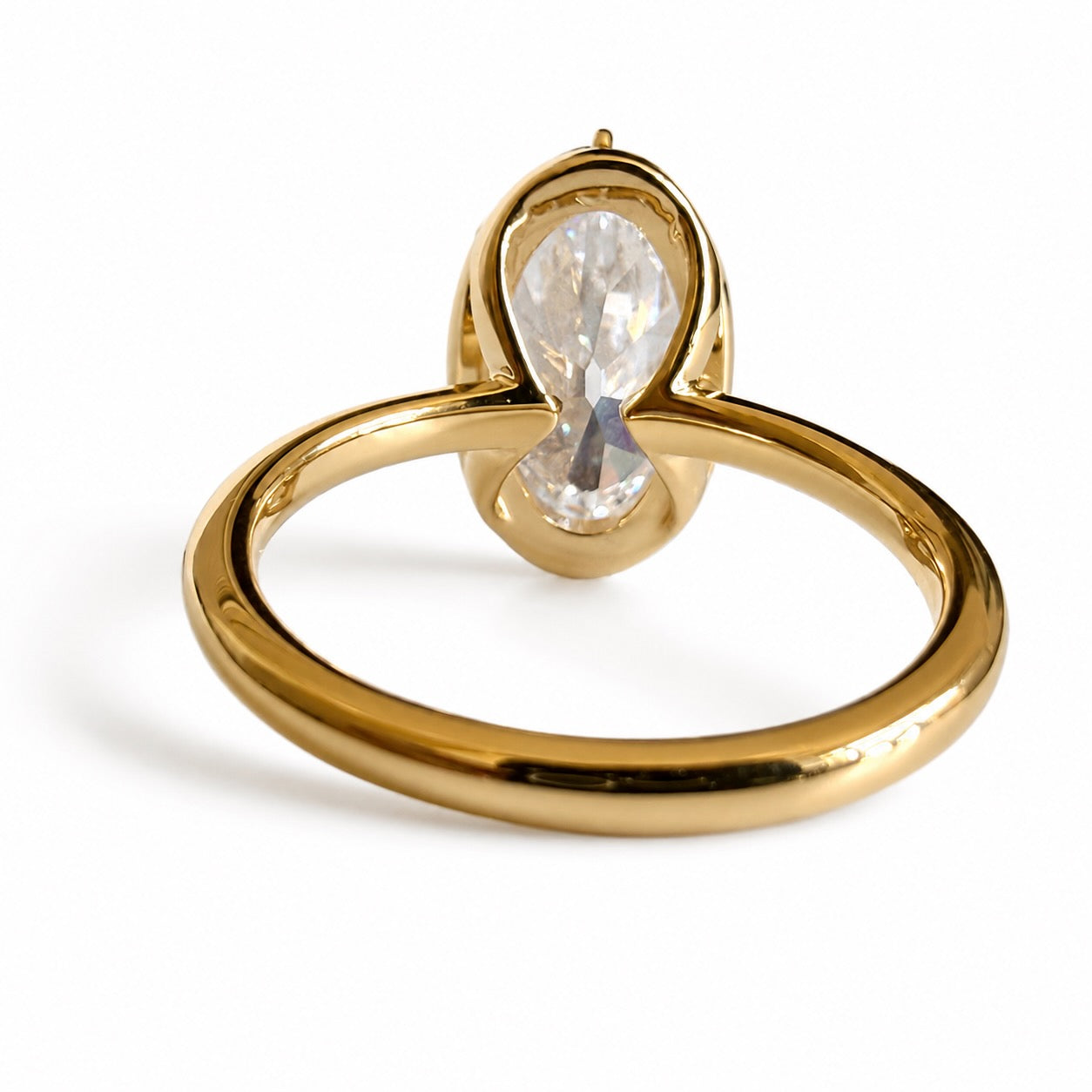 The 8 Ball Antique Cut Moval, 3.1ct in 14K Gold