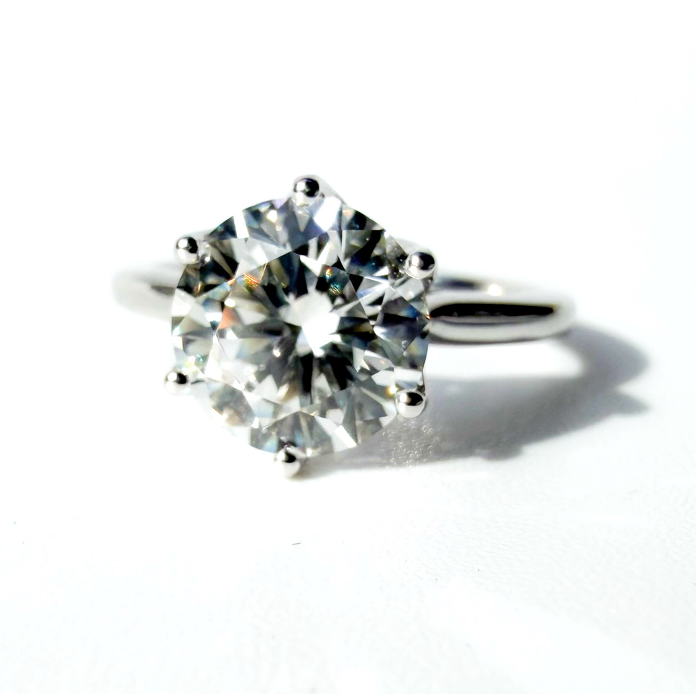 2.5ct E VS1 Tulip Basket Solitaire Engagement Ring in 14K White Gold