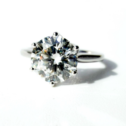 2.5ct E VS1 Tulip Basket Solitaire Engagement Ring in 14K White Gold