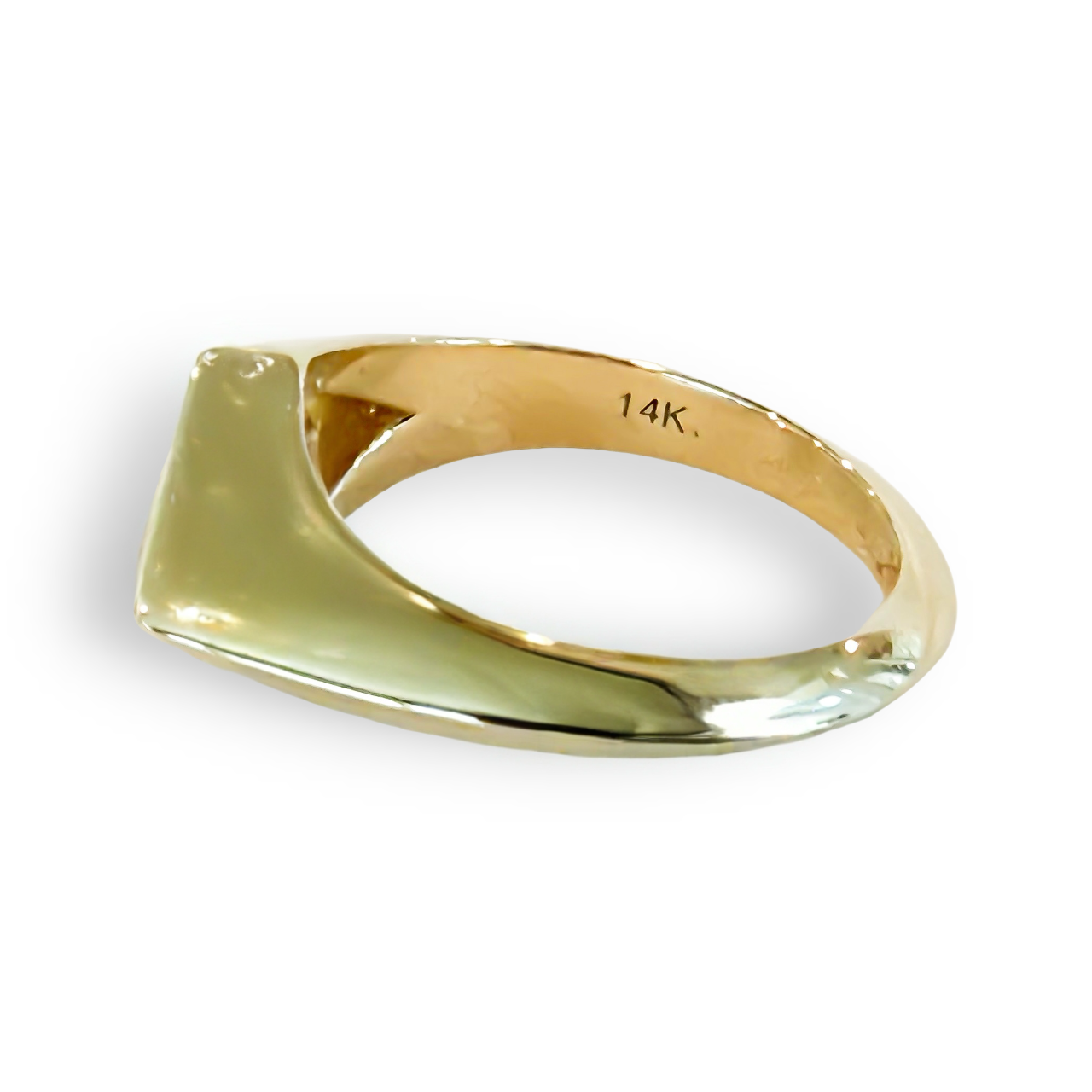 Fancy Vivid Pink Diamond Signet Ring in 14K Yellow Gold