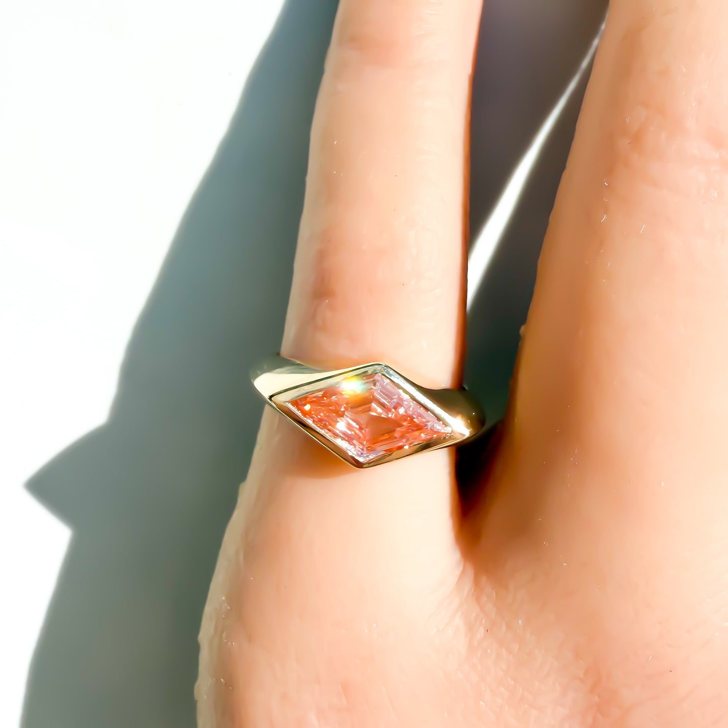Fancy Vivid Pink Diamond Signet Ring in 14K Yellow Gold