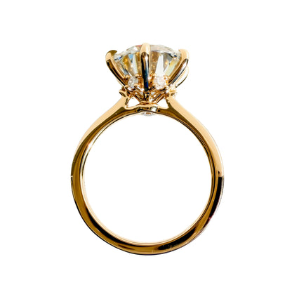 4.53ct Round Brilliant Solitaire with Hidden Halo