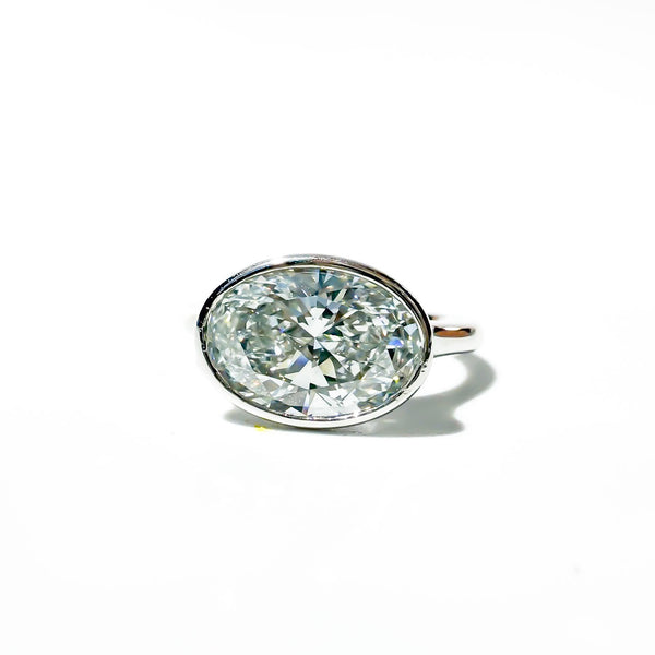 The Bi-coastal Oval in White Gold