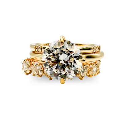 The Lodestone 2.5ct Round Brilliant Solitaire in 14K Yellow Gold