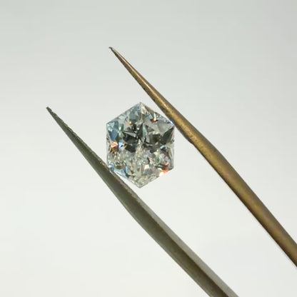 2.61ct G VS1 IGI Certified Modified Brilliant Hexagon Lab Diamond