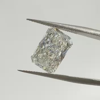 4.01ct E VS1 IGI Certified Radiant Cut Lab Diamond