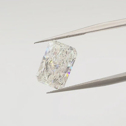 4.95ct E VVS2 IGI Certified Radiant Cut Lab Diamond