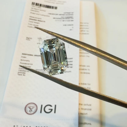 4.08ct E VS1 IGI Certified Antique Cut Emerald Lab Grown Diamond
