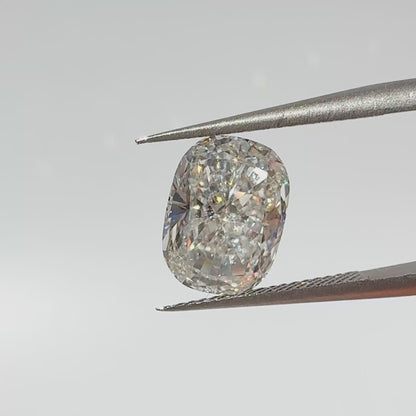 3.07ct E VVS2 IGI Certified Crushed Ice Cushion Lab Diamond