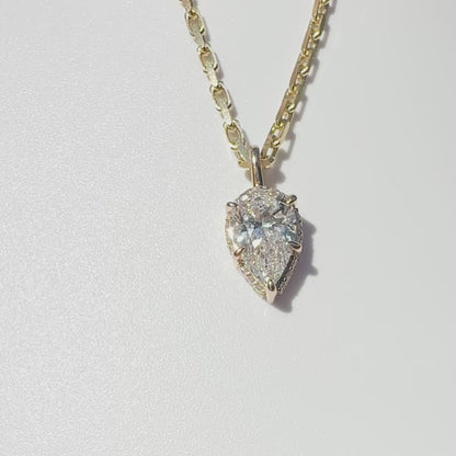 Pear-Shaped Diamond Pendant in 14K Yellow Gold
