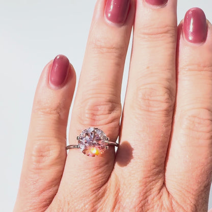 4.01ct Fancy Intense Pink VS1 IGI Certified Round Brilliant Lab Diamond